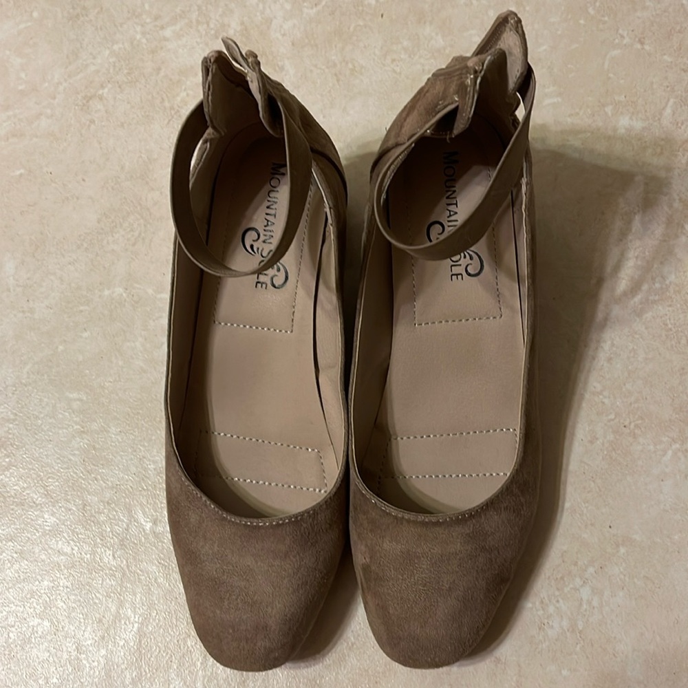 Ankle Strap Ballet Pumps